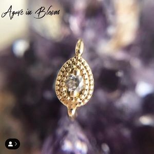 Yellow Gold Earring  with Clear Swarovski Gem